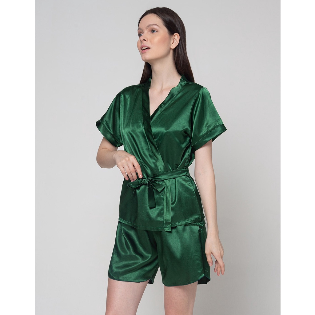 Cynthia Kimono Satin Lengan Pendek Kemeja Wanita 113078957