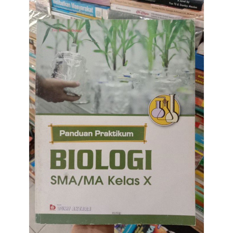 Panduan Praktikum Biologi X SMA.
