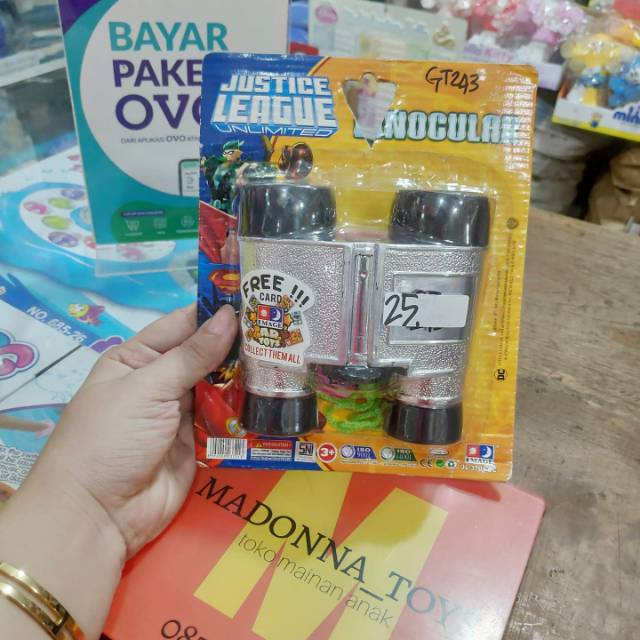 Mainan keker, teropong, pemantau, pengintai, stalk