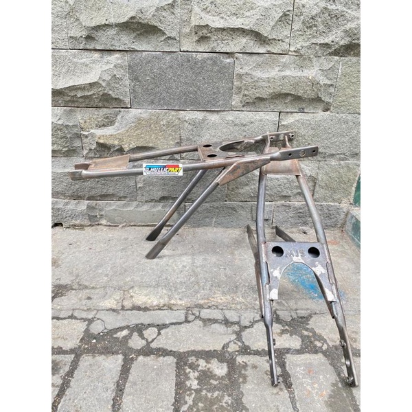 Sambungan rangka belakang GL 100 MJS buntut rangka GL 100 MJS nganjuk