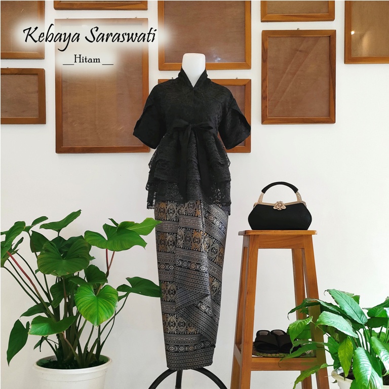 Kebaya Saraswati Family Warna Hitam | Kebaya Anak perempuan | Kebaya Dewasa | Kebaya Couple | Kutubaru Brokat | Kebaya Brukat | Baju Unik | Baju Anak Unik