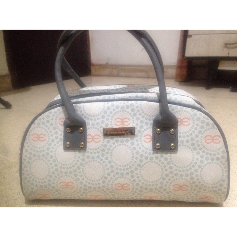 tas speedy Esquire