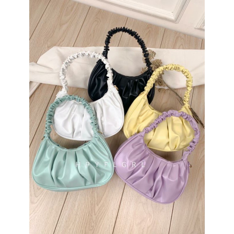 cica ruffle bag