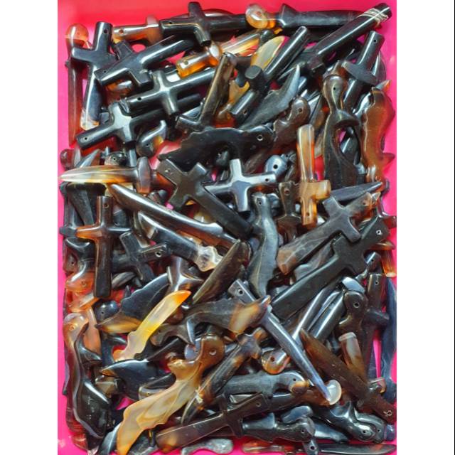 BISA COD Batu yaman ukir bentuk keris, golok, salib, kujang, pedang, angka dll.