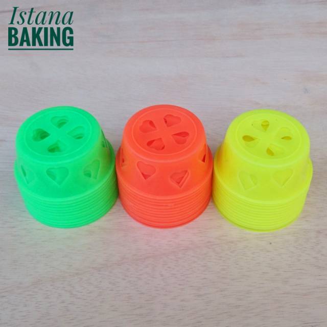 Cetakan bolu kukus pendek per lusin