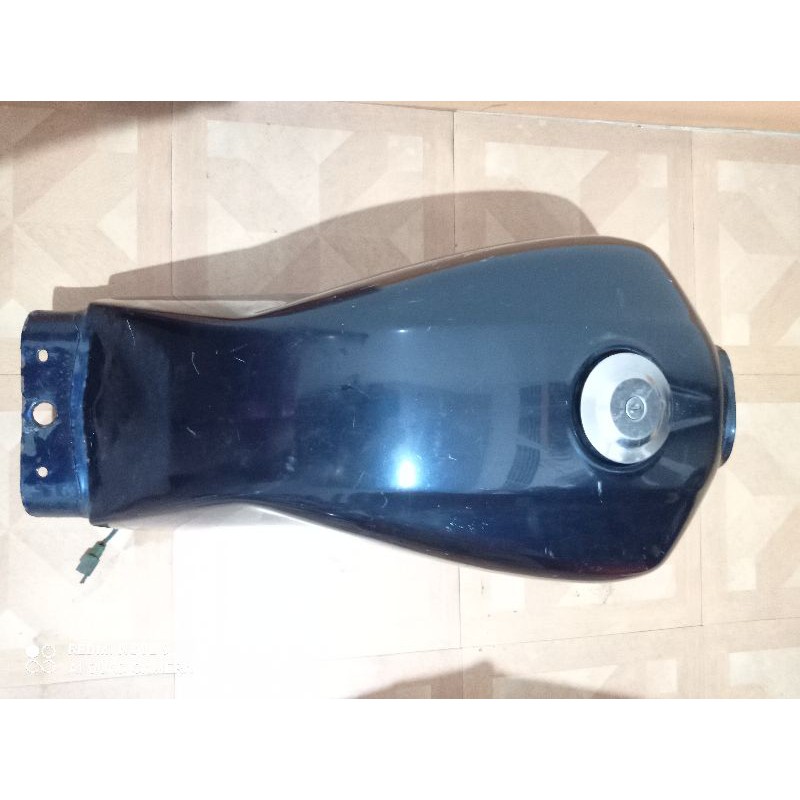 tangki bensin scorpio z