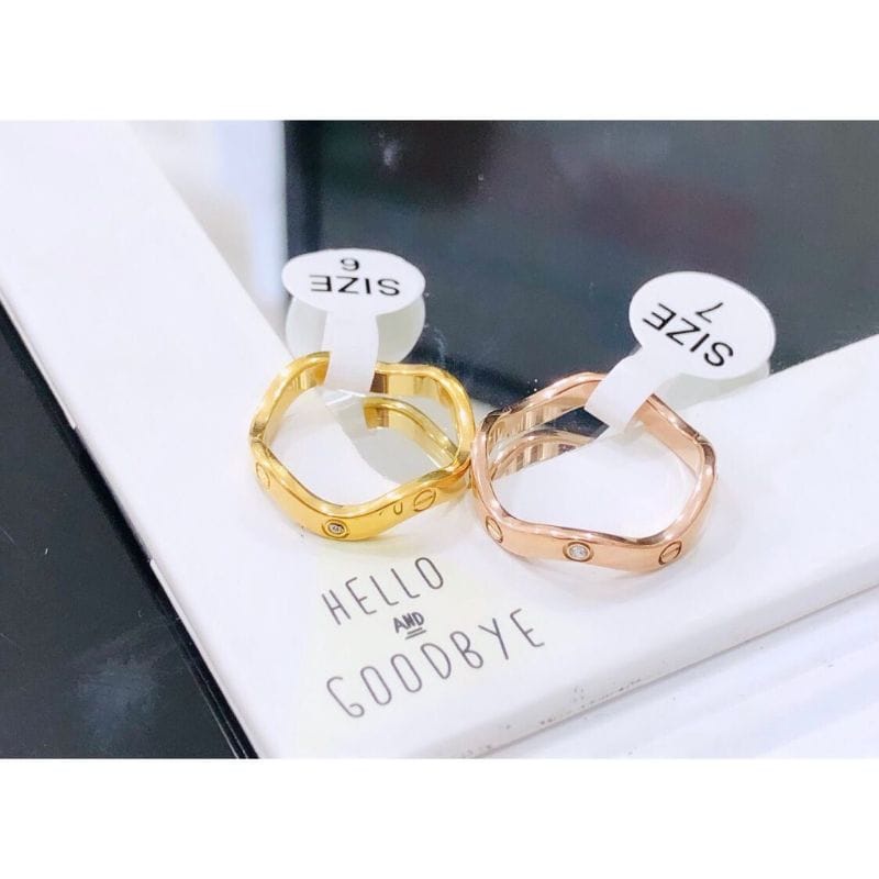 [ Bayar Ditempat ] Cincin Titanium Wanita Anti Karat Dan Luntur Selamanya / Cincin Titanium Asli Ori Import / Cincin Wanita Titanium Terbaru