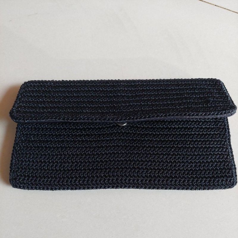 Dompet rajut The Sak