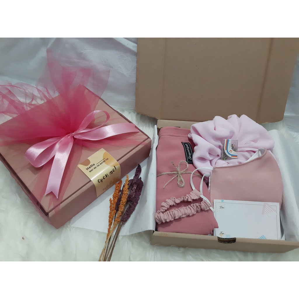 

[TERMURAH] HAMPERS HIJAB PREMIUM/ GIFT BOX/ KADO WISUDA WEDDING