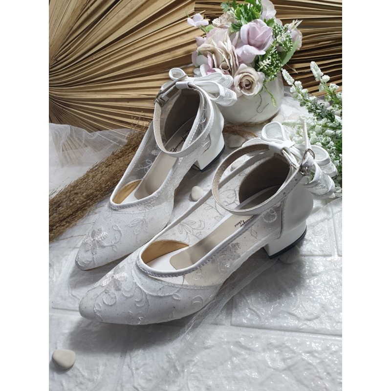 sepatu Karina putih pita 3cm bahan