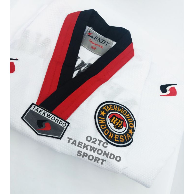 DOBOK SERAGAM TAEKWONDO SENDY DIAMOND 2