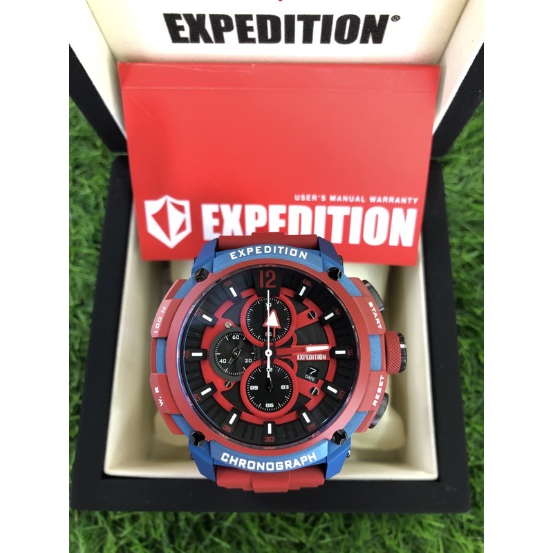 expedition e6781m merah pria
