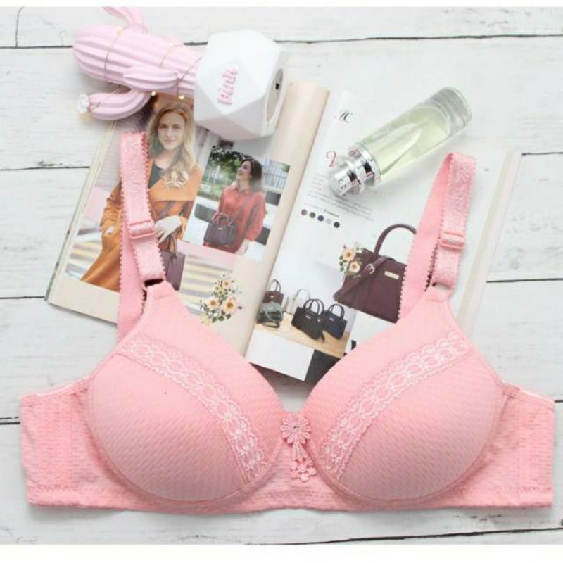 BH SUPER BH IMPORT PALING BAGUS KECE BRA LEMBUT BH UKURAN GEDE ( HANABRA CANTIK)