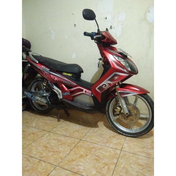 striping nouvo z costum / striping motor nouvo z glosy