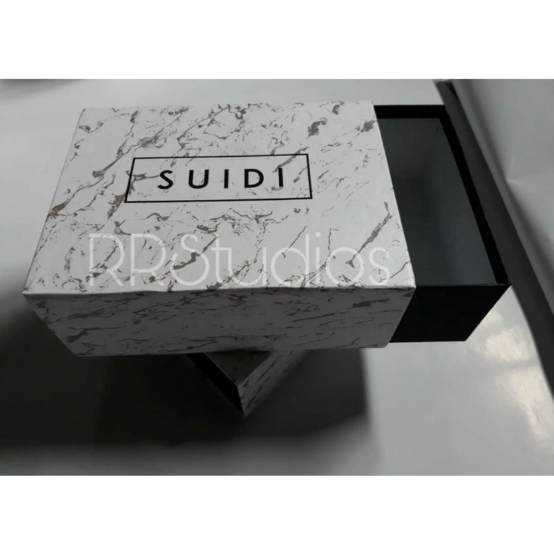 

Box Sliding Uk. 33 x 25 x 7 cm (Big size)