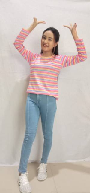 Atasan Wanita Pelangi rainbow Cetak Bergaris Lengan Panjang T-shirt Casual (real pict digeser ya)-4