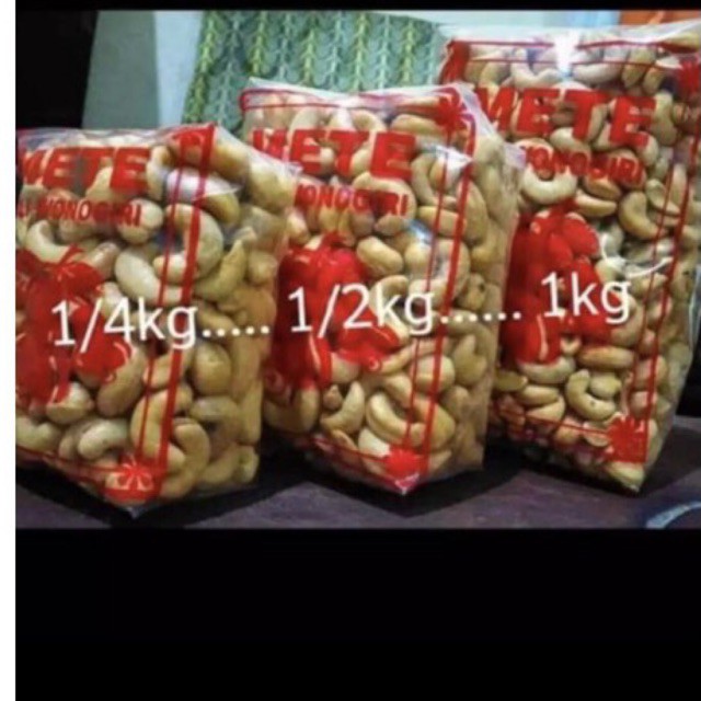 

KACANG METE ASLI UTUH