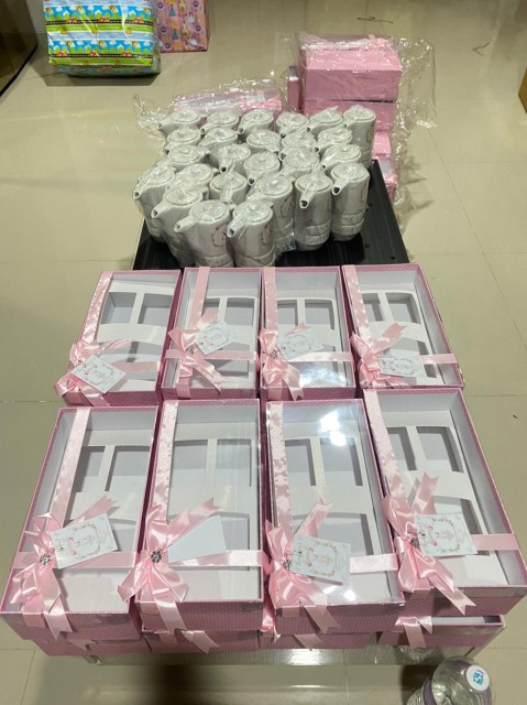 Minim 25pcs Souvenir One Month Hamper / Souvenir Teapot / Teko Susun 2 Cangkir (mika Hard Box)