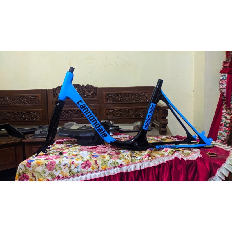 frame minion custome