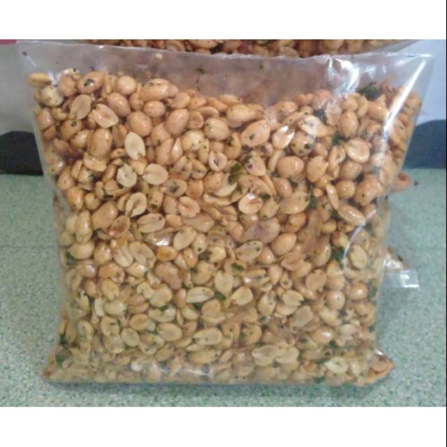 

Kacang Tojin/Kacang Bawang Goreng