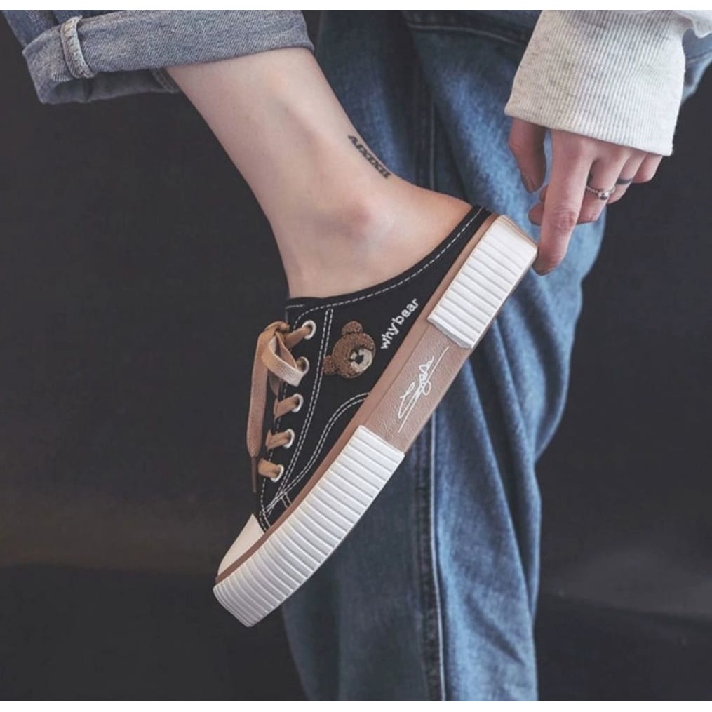DCAL SEPATU SLIP-ON WANITA AS170