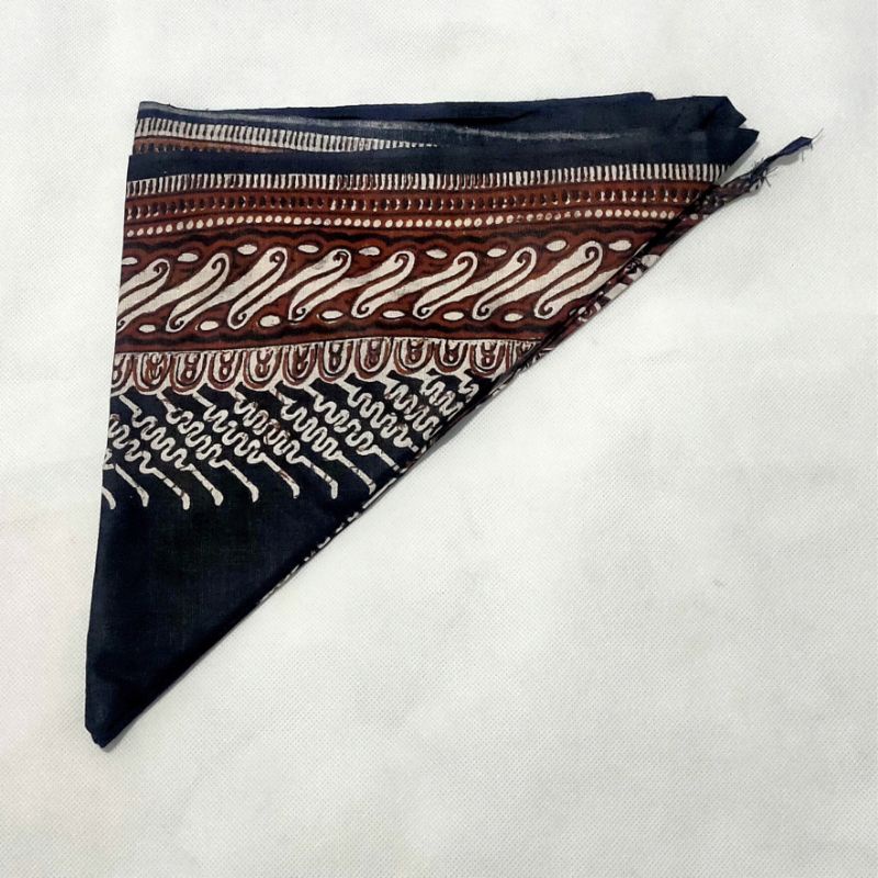 Udeng batik jawa segitiga/blangkon aegitiga/sleyer batik hitam/iket jaranan