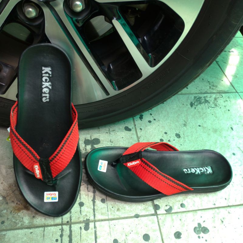 SANDAL SANTAI KICKERS PRIA ANTI SELIP