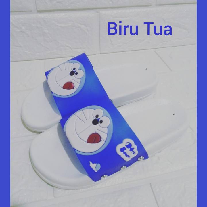 Sandal Selop Wanita Simple Trendy Doraemon