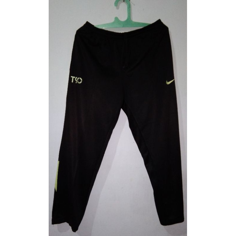 Celana Trining nike preloved/trining brand/celana bekas