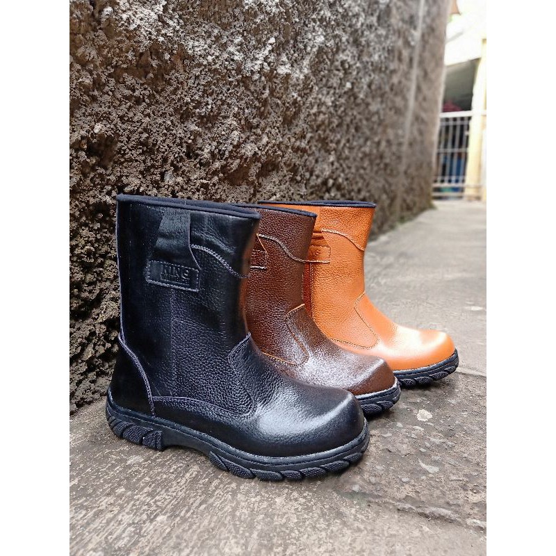 Sepatu safety booth king WALLBETH slip on kulit asli home industri Cibaduyut Bandung grosir & eceran
