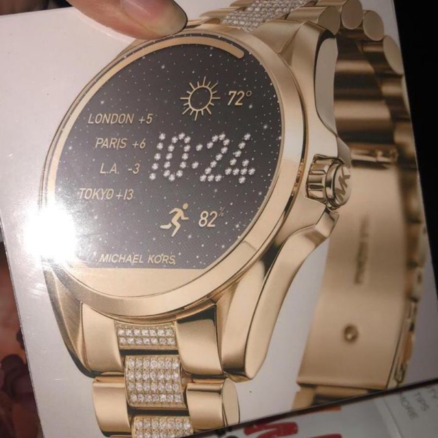 mk smartwatch gold with diamonds