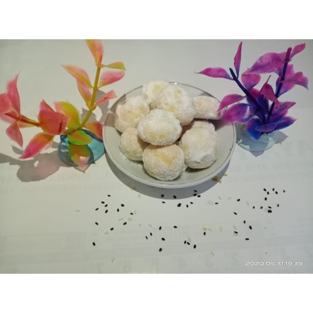 

Kue Keju Putri Salju