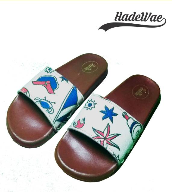 SANDAL ANAK MOTIF CORAK WARNA PUTIH COKELAT MARUN UK 26-30