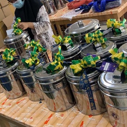 

BIG SALE HAMPERS DANDANG BAKSO HALAL 3 PORSI LEBARAN NATAL IMLEK TAHUN BARU ULANG TAHUN BONUS KARTU