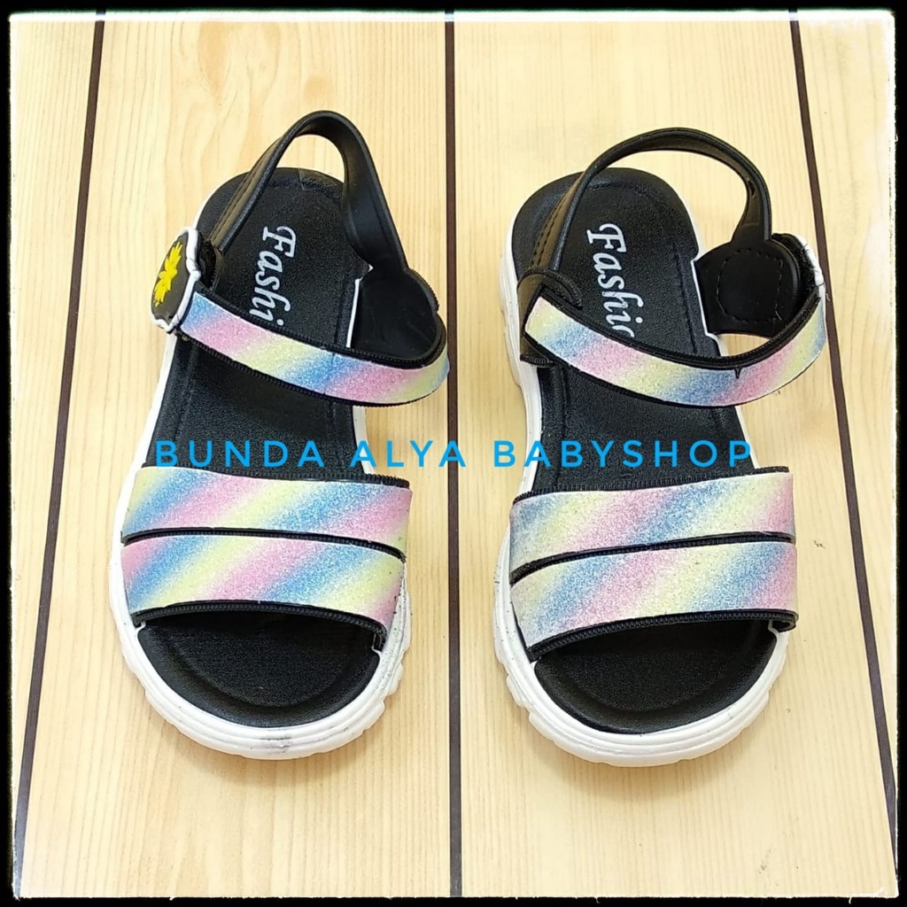 Sendal Anak Perempuan Usia 4 5 6 Tahun Glitter Pelangi HITAM Elastis - Sandal Anak Cewek Anti Licin Alas Karet RAINBOW