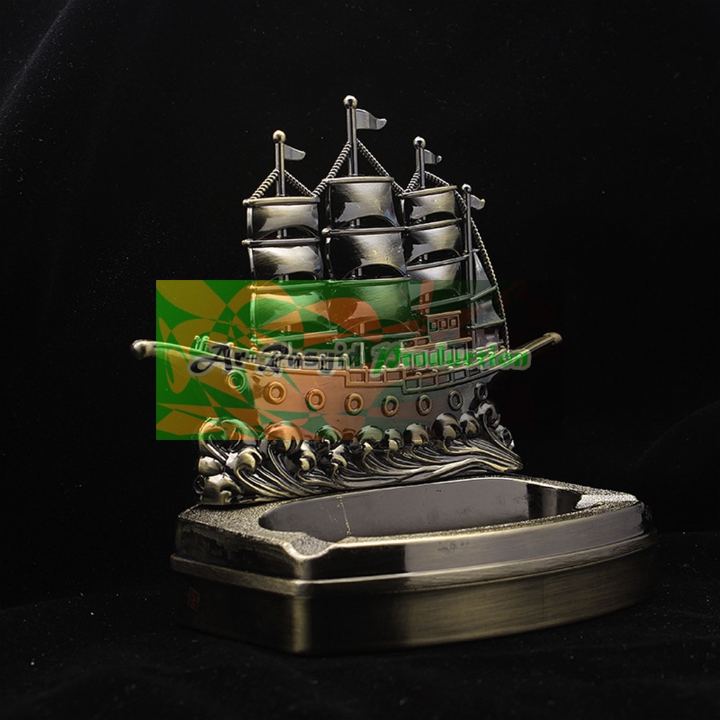 Korek Api Asbak Kapal Bajak Laut Pirate Ship Dinghao 950-13
