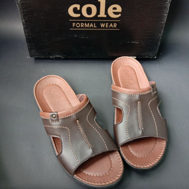Cole sandal slop Pria branded Matahari