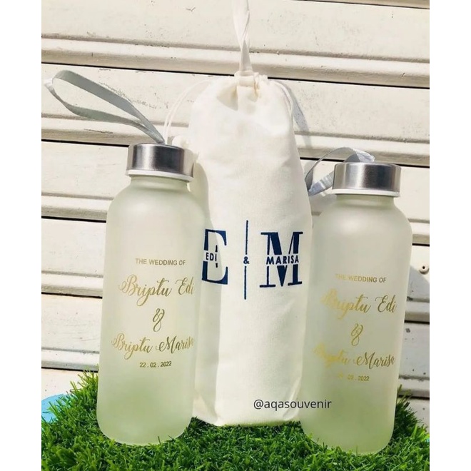 SOUVENIR BOTOL KACA DOFF / SOUVENIR TUMBLER DOFF / SOUVENIR PERNIKAHAN CUSTOM / HAMPERS KANTOR /SOUV