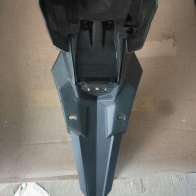 Spakbor belakang vario 150 125 LED 2016 2017