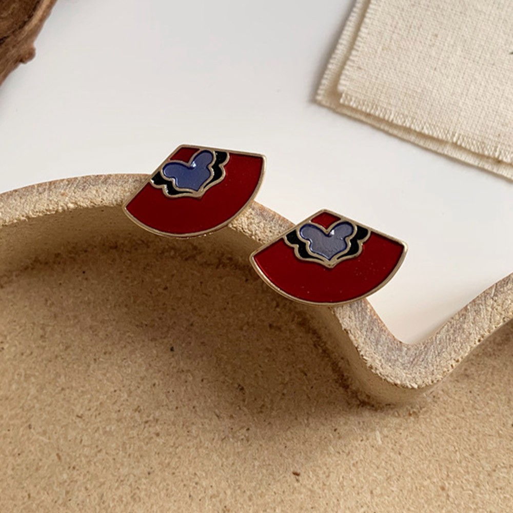 Anting Klip Enamel Bentuk Geometri Warna Merah Gaya Vintage Untuk Wanita