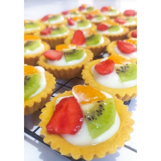 

PIE BUAH / FRUIT PIE / FRUIT TART / SNACK BOX MURAH DAN ENAK / CEMILAN / PIE PASTRY / PIE SUSU