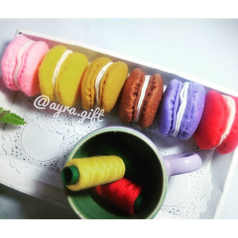 macaron, replika makanan flanel, mainan edukasi anak
