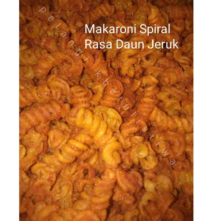 

Kirim Langsung.. Makaroni Spiral Pedas Daun Jeruk 1kg EBC