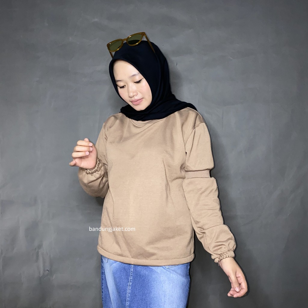 BASIC WRINKLE Rib SWEATER II Sweater Kerut Rib Wanita Zarra Terbaru