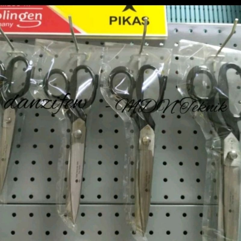 

(ADN) GUNTING KAIN DAN LL ORIGINAL GERMANY