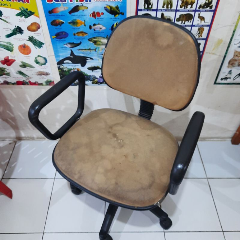 kursi kantor bekas roda bisa putar kursi santai perabot bekas furniture kursi anak sekolah online