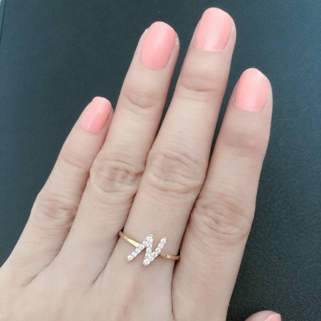 Cincin huruf alpha star kadar 375 huruf N