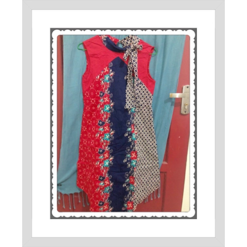 dress merah pita leher