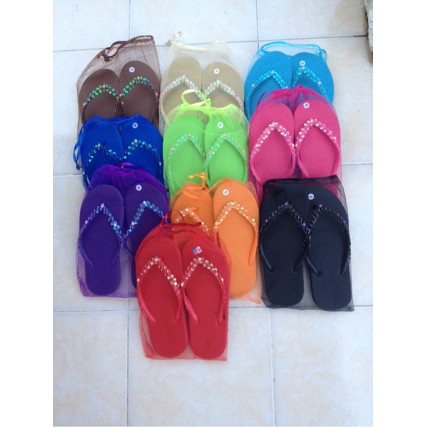 Sandal Sendal jepit variasi manik Mote Bali Cantik