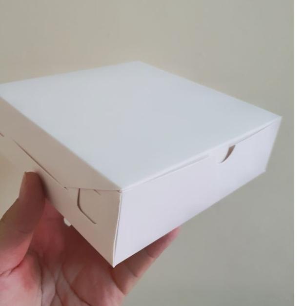 

향 Dus eggtart sekat 4 uk. 15x15x4.5 cm 1 pack isi 10 pcs dus